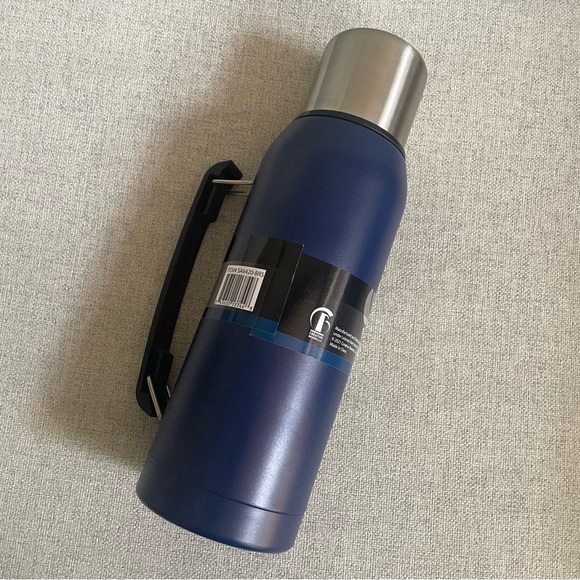 Samsonite Thermos 33oz - Picture 3 of 6